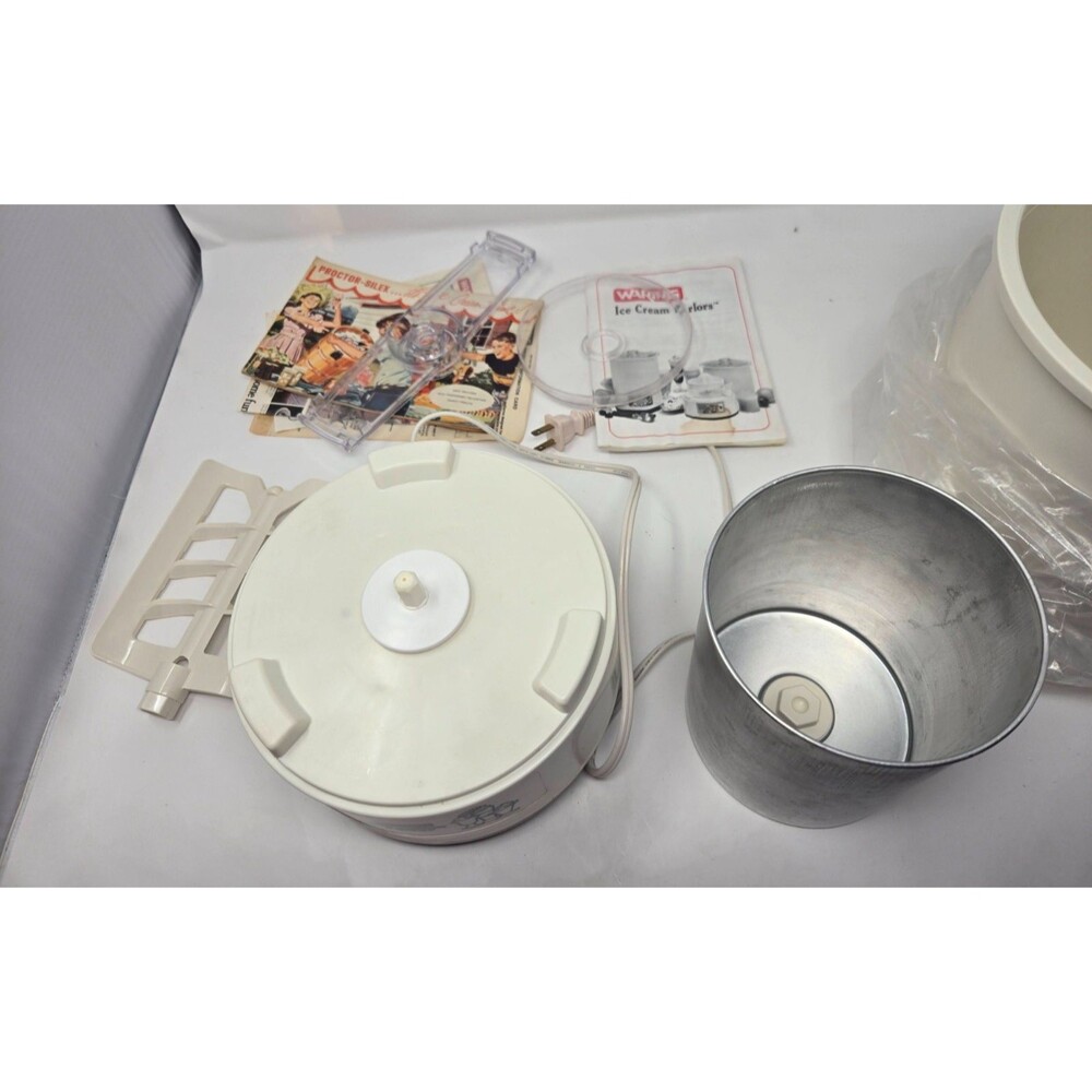 Waring Ice Cream Parlor CF520-1 Vintage Electric Maker w/ Box Manuals Complete - Picture 3 of 6